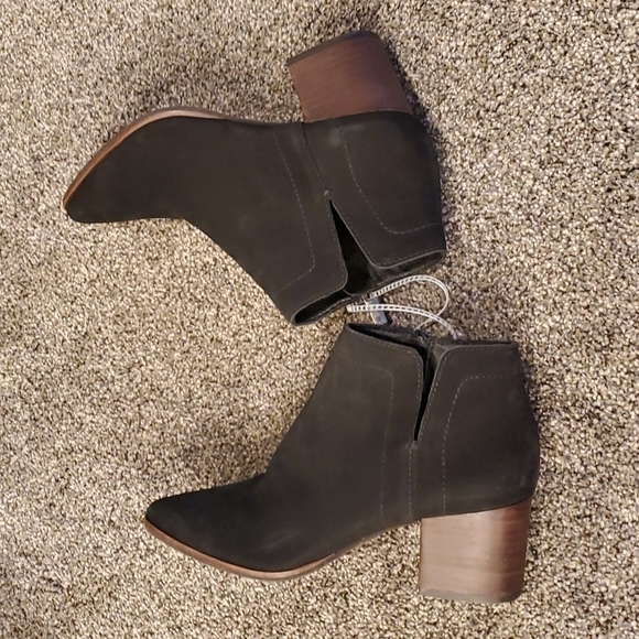 NEW Lucky Brand Jeisa boots block heels shoes Suede - Picture 8 of 10